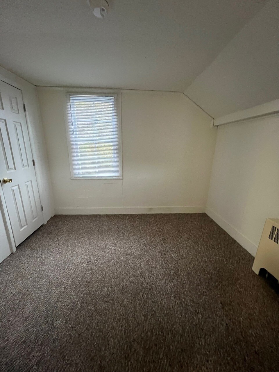 Building Photo - 1013 Dryden Rd