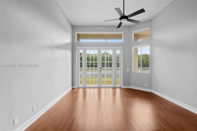 Building Photo - 849 Crestview Cir