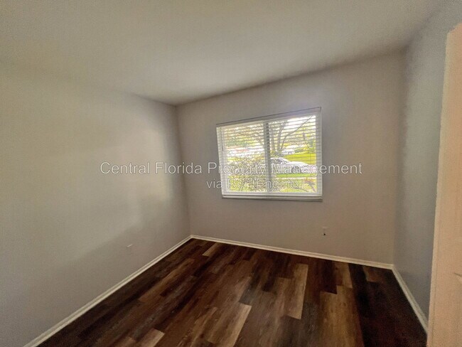 Building Photo - 7915 Compass Dr