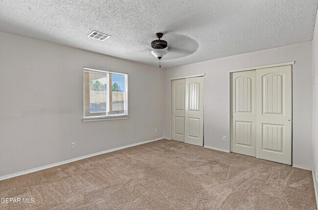 Building Photo - 11412 Flor Veronica Dr