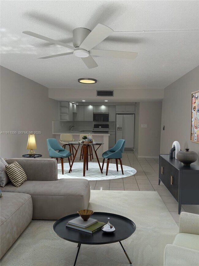 Building Photo - 8810 SW 132nd Pl