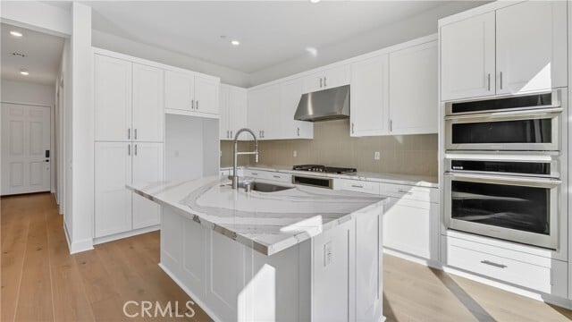 Building Photo - 107 Pansy