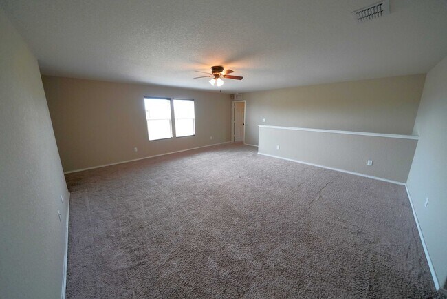Building Photo - 3730 Acorn Pl