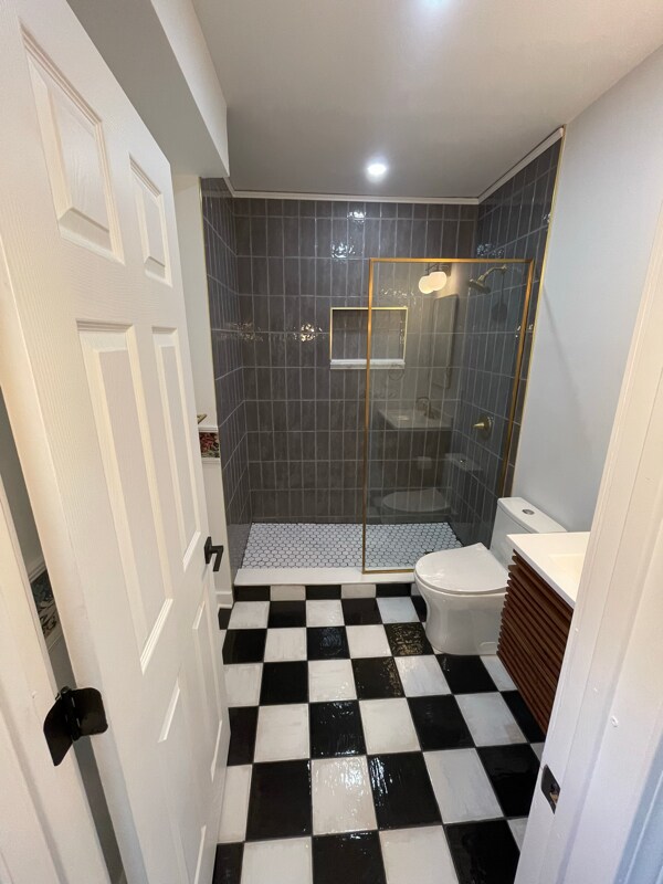 Building Photo - 31 Crawford St