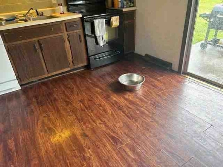 Building Photo - 1659 S Sonora Dr