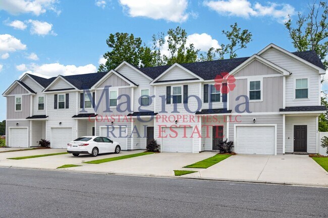 Building Photo - 3 Bedroom 2.5 Bathroom Townhome in Richmond Hill, GA