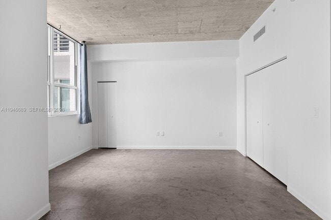 Building Photo - 133 NE 2nd Ave