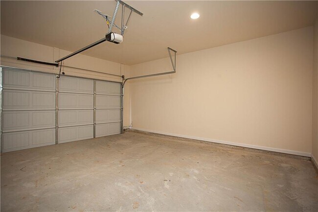 Building Photo - 4505 Almanor Cir