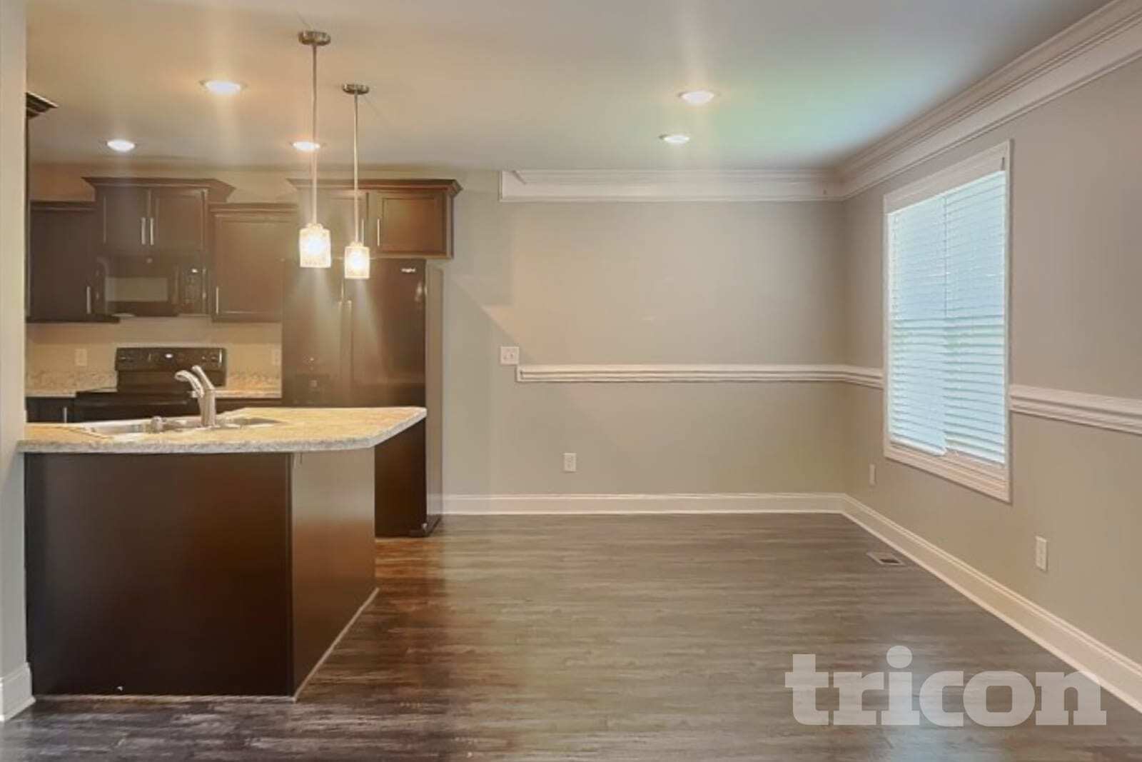 Building Photo - 513 Sourwood Dr