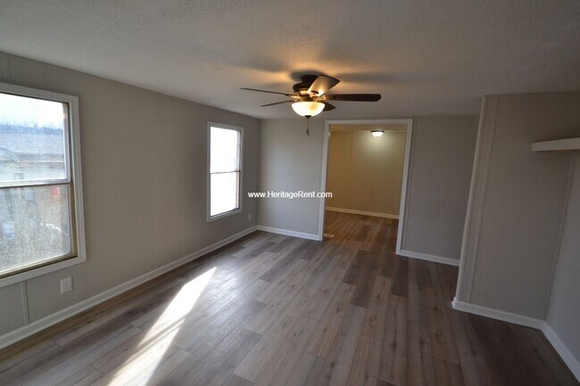 Building Photo - 11049-11051 Stephens