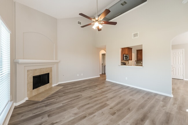 Building Photo - 14811 Forest Enclave Ln