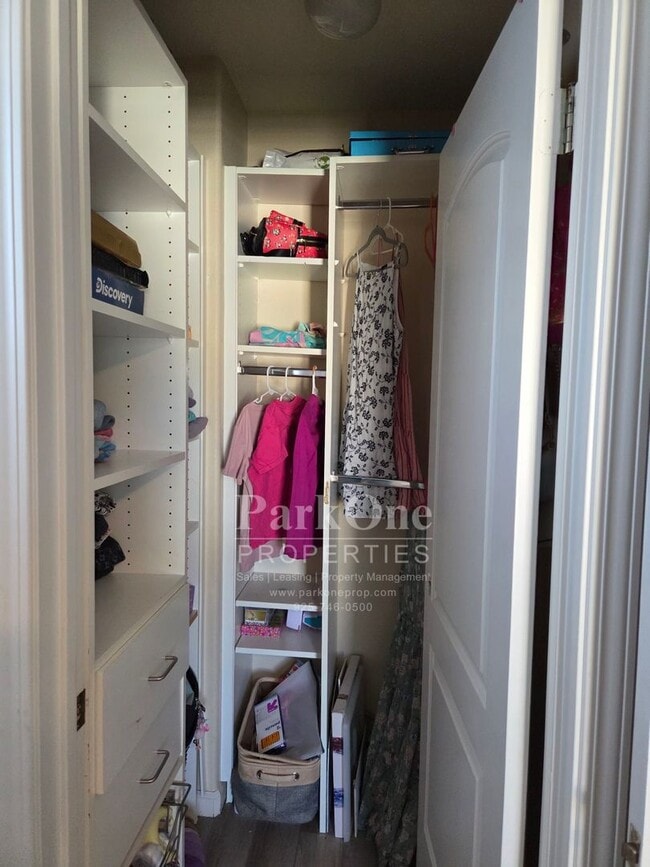 Building Photo - Modern Detached Home in Suburban Dublin Co...