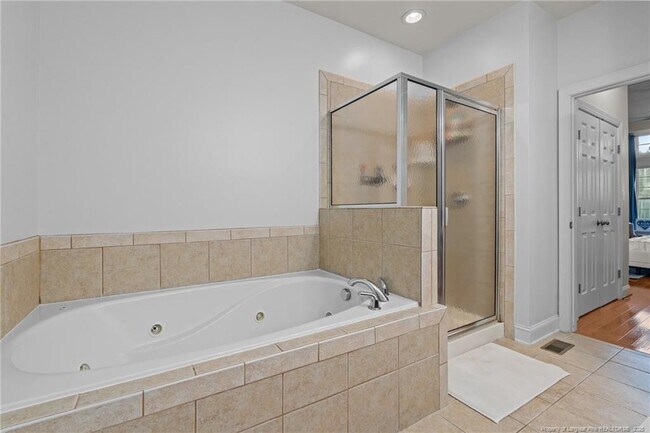 Building Photo - 94 Pine Hawk Dr
