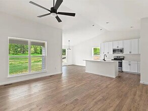 Building Photo - 3BR, 2BA ranch-style home that is ready NOW!