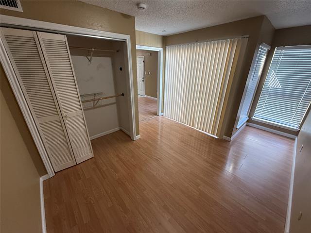 Building Photo - 2301 Basil Dr