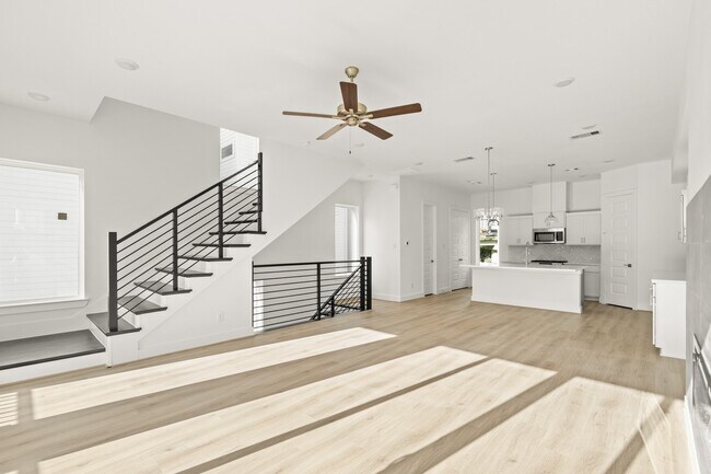 Primary Photo - 1309 Rosewood St