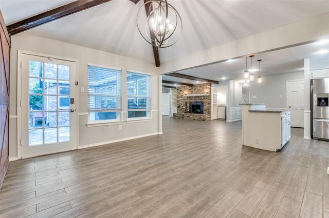 Building Photo - 2711 Lincoln Dr