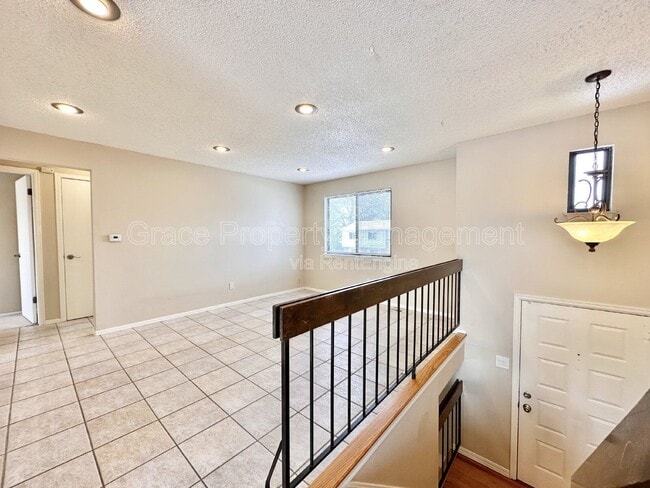 Building Photo - 12205 Bellaire St