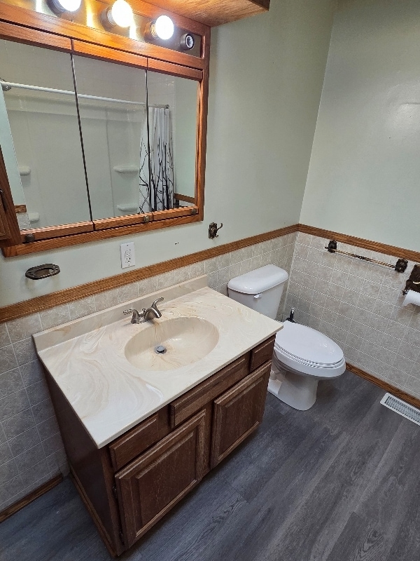 Building Photo - 6071 Jackrabbit Ln