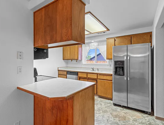 Building Photo - 1744 Sandpiper Dr