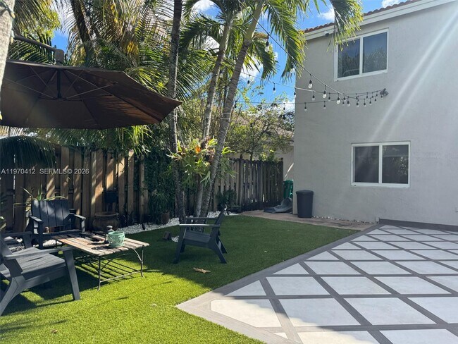 Building Photo - 10973 NW 53rd Ln