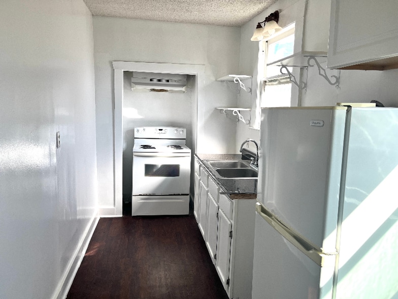 Building Photo - 1015 N 8th St