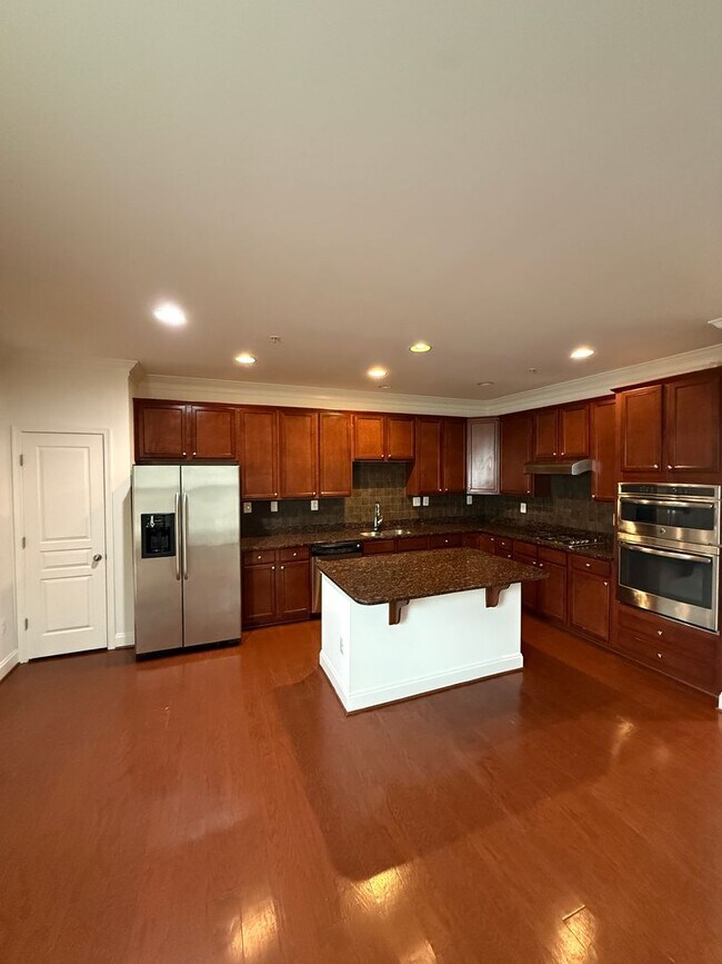 Building Photo - Spacious 4-Bedroom Townhome with Garage in Prime Columbia/Elkridge Location- PENDING APPLICANT