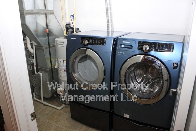 Building Photo - 7405 Battery Park Blvd