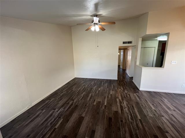 Building Photo - 2450 Sunflower Dr