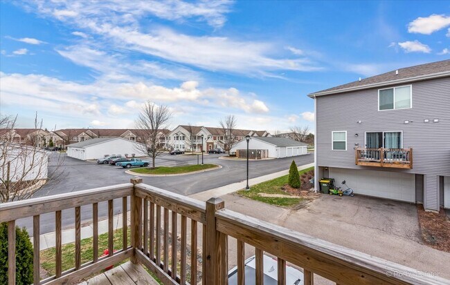 Building Photo - 2270 Aurora Dr