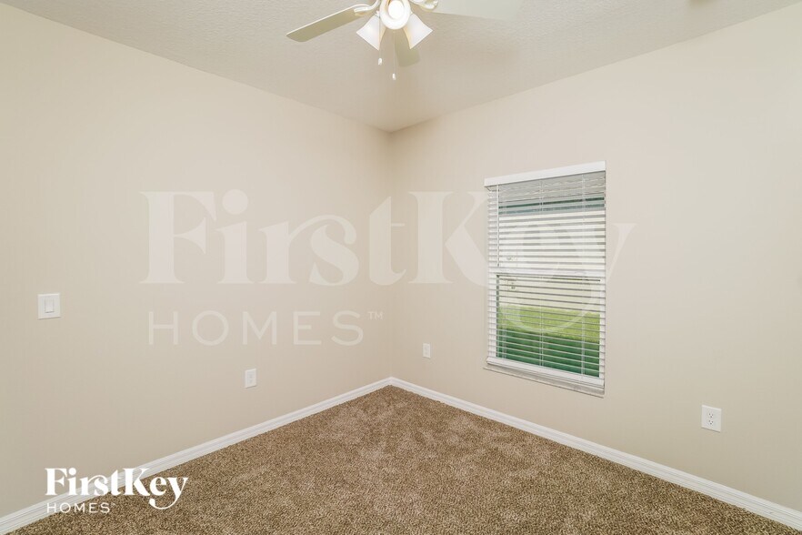 Building Photo - 19116 Malinche Loop