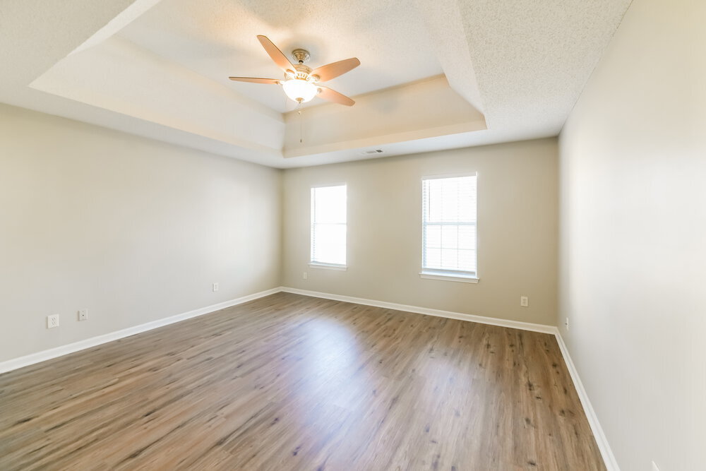 Building Photo - 5442 Beaver Lake Dr SW