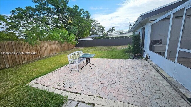 Building Photo - 10351 SW 49th St