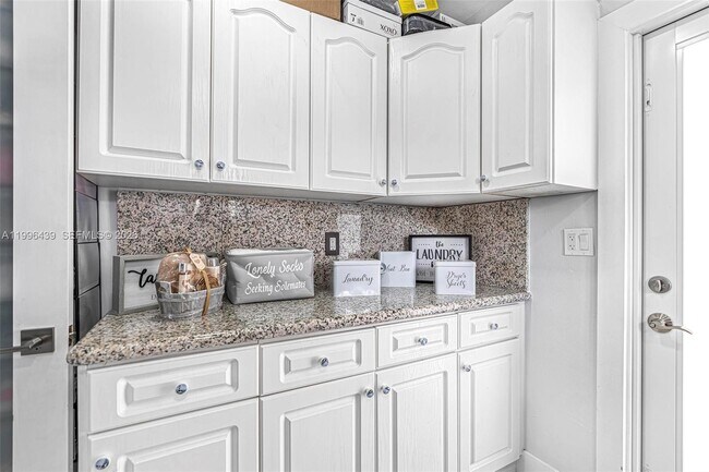 Building Photo - 12001 SW 176th Terrace