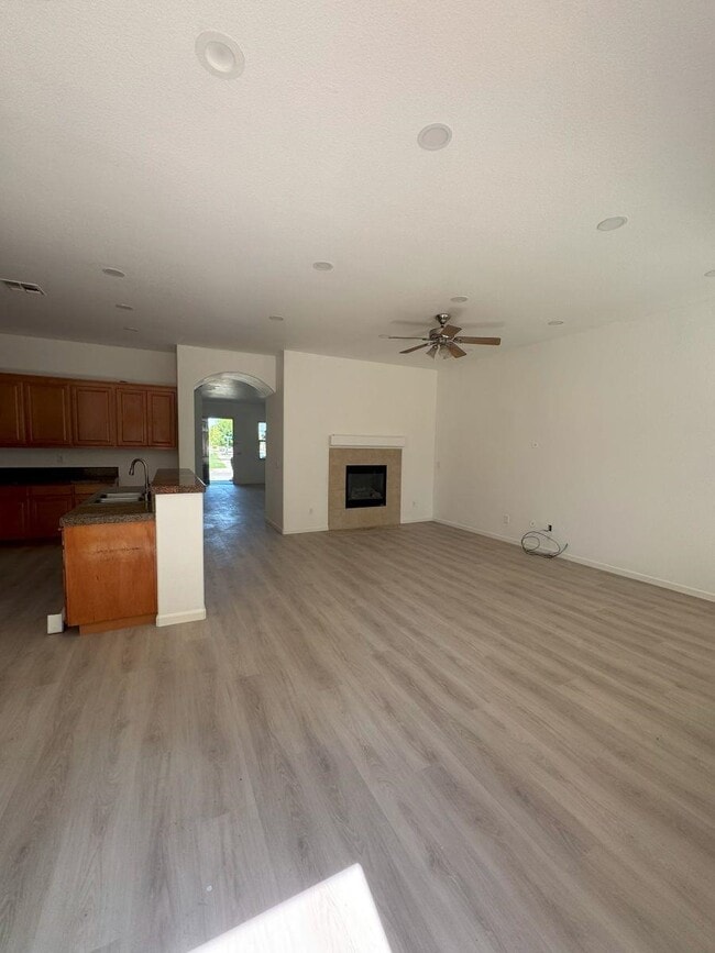 Building Photo - 2638 Breaker Way