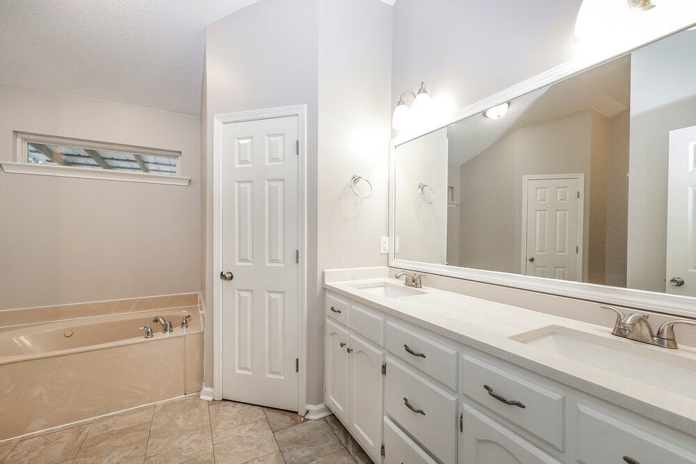 Building Photo - 5521 Milton Ridge Dr
