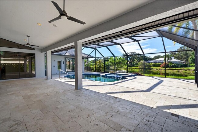 Building Photo - 8455 Woodbriar Dr