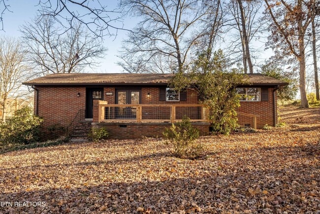 Building Photo - Maryville 37803 - 3 bedroom, 2 bath - call...