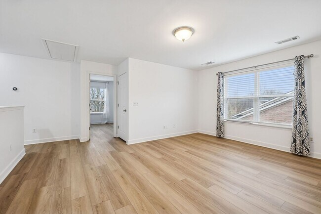 Building Photo - Located in the highly desirable McKays Mill community in Franklin, TN