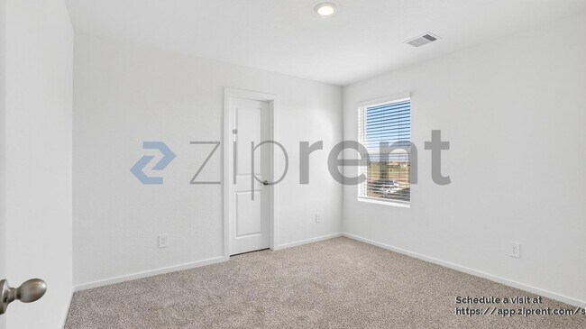 Building Photo - 3076 Dylan Skyland Dr