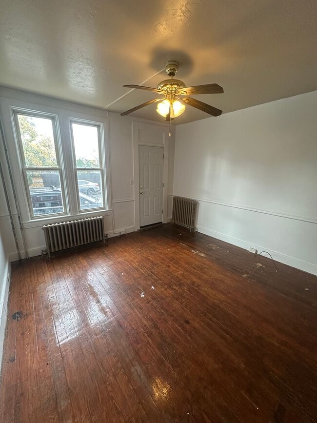 Building Photo - 731 S Beaver St