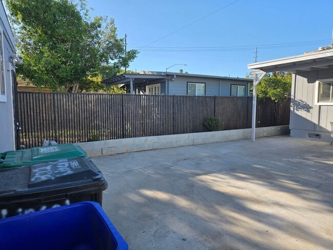 Building Photo - North Park Active Lifestyle Cottage for Rent!
