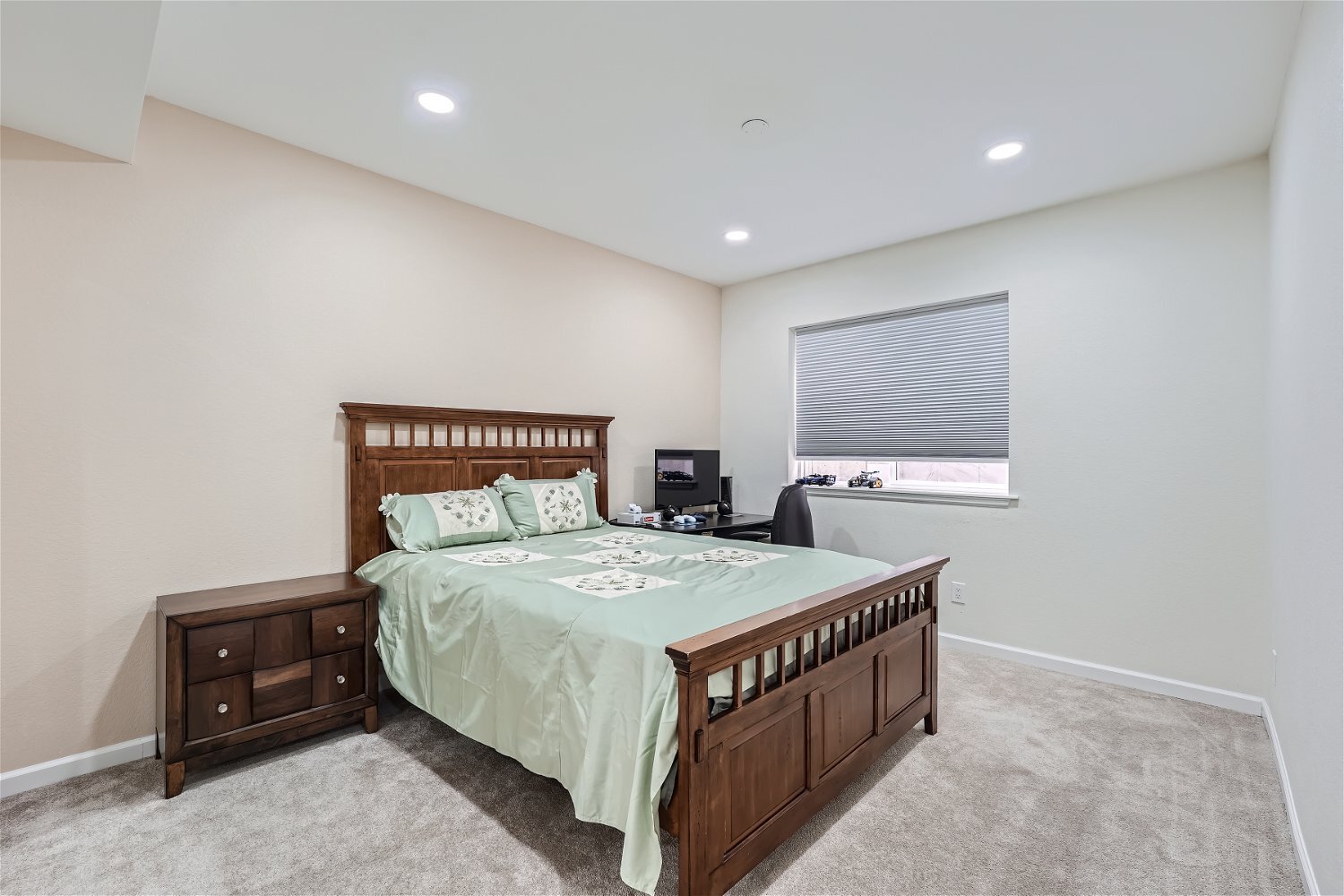 Building Photo - 2674 Gray Wolf Loop