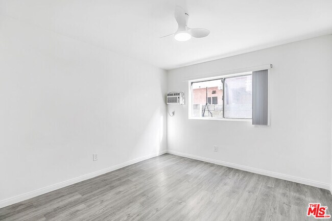 Building Photo - 5519 Bonner Ave