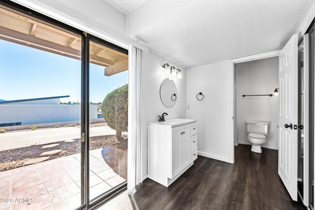 Building Photo - 12247 N Fountain Hills Blvd