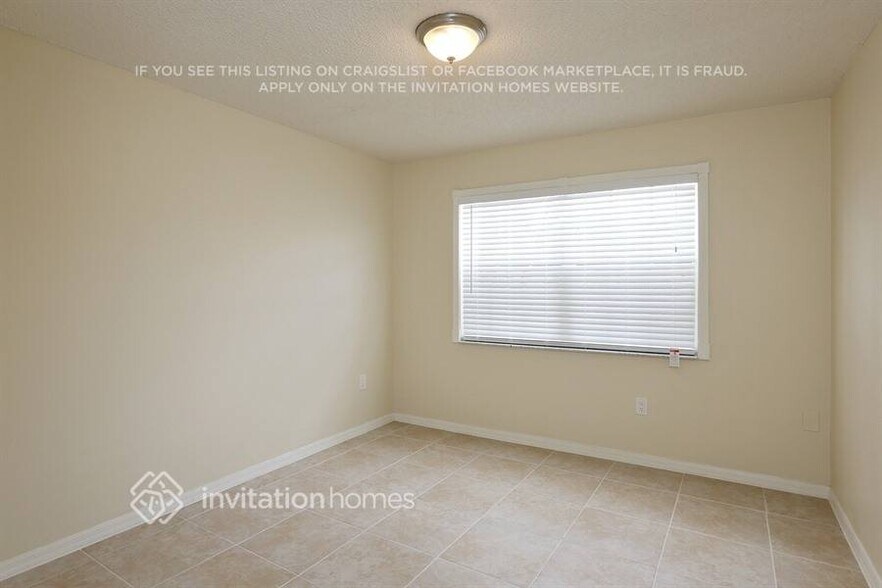 Building Photo - 11255 SW 143rd Ct