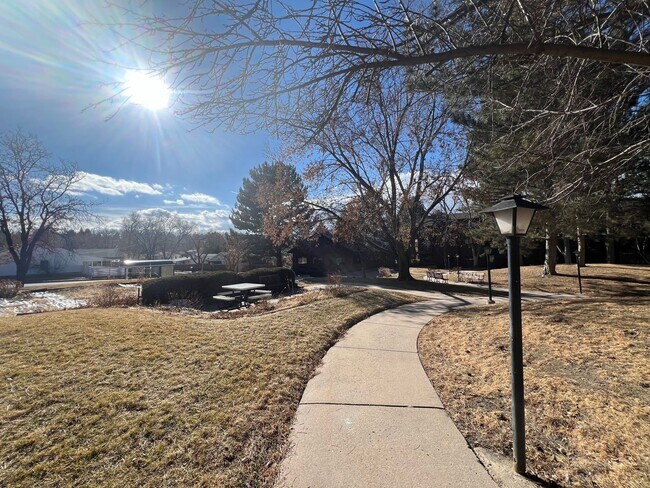 Building Photo - 2 Bedroom Condo in 55+ Community