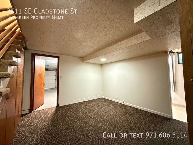 Building Photo - 3611 SE Gladstone St