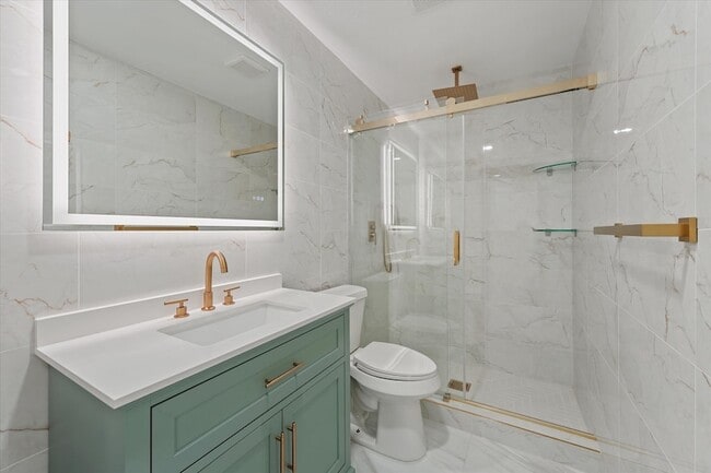 Building Photo - 322 Hillcroft Dr