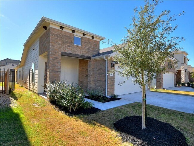 Building Photo - 116 Nogalito Wy